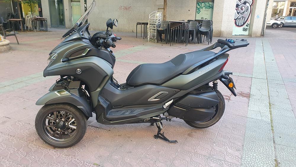 Moto YAMAHA TRICITY 300 de seguna mano del año 2021 en Zaragoza
