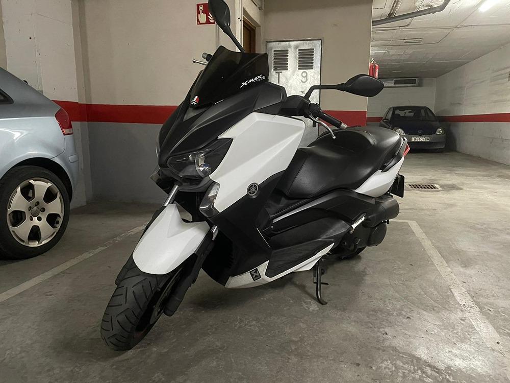 Moto YAMAHA X MAX 250 de segunda mano del año 2016 en Islas Baleares
