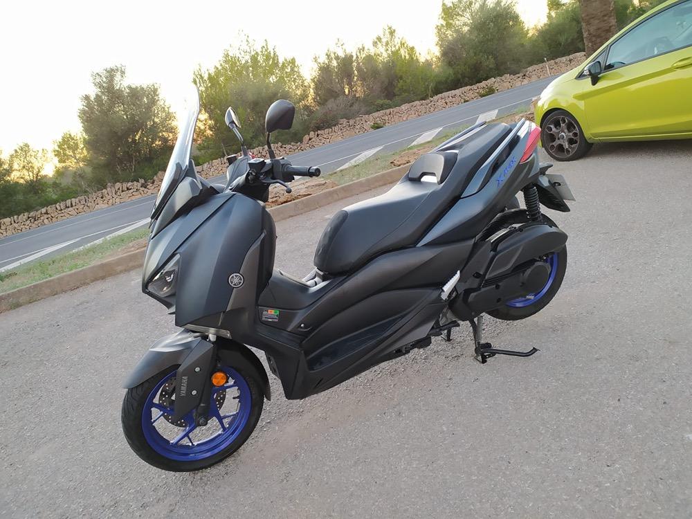 Moto YAMAHA XMAX 125 ABS de seguna mano del año 2022 en Islas Baleares