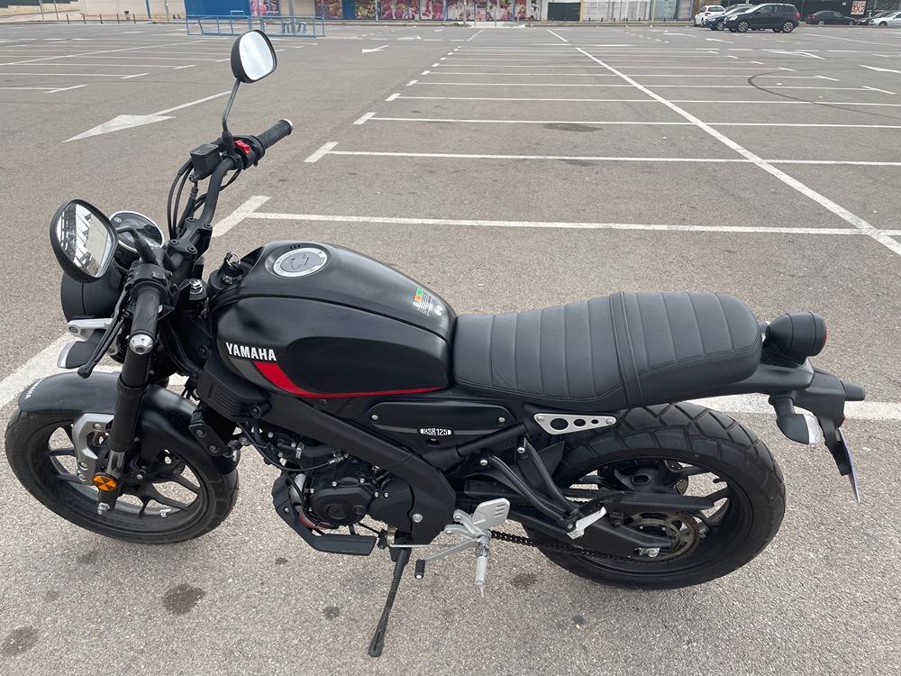 Moto YAMAHA XSR 125 de segunda mano del año 2022 en Murcia