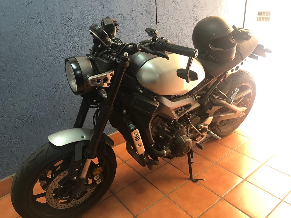 Moto YAMAHA XSR 900 ABS de segunda mano del año 2017 en Madrid