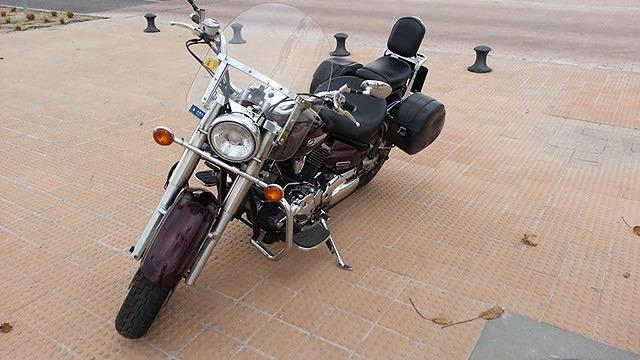 Moto YAMAHA XVS 1100 A DRAG STAR CLASSIC de segunda mano del año 2009 en Madrid