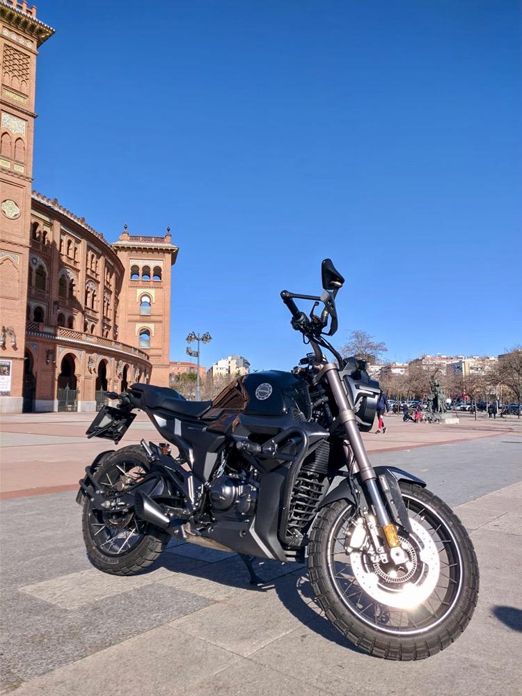Moto ZONTES G1 125 X de segunda mano del año 2021 en Madrid